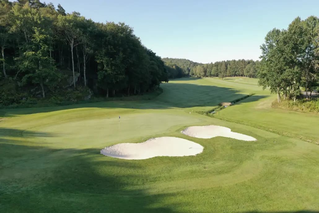Gullbringa Golf & Country Club – golfbana i Hålta